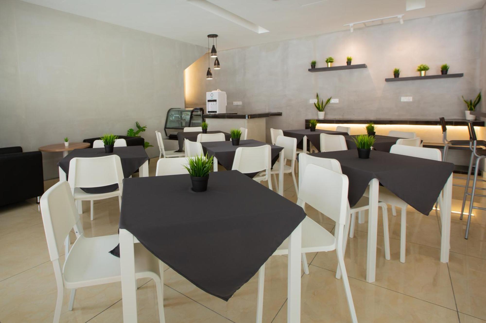 1 Hotel Signature Порт-Диксон Экстерьер фото